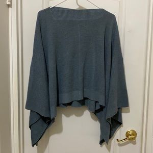 LULULEMON forward flow poncho OS